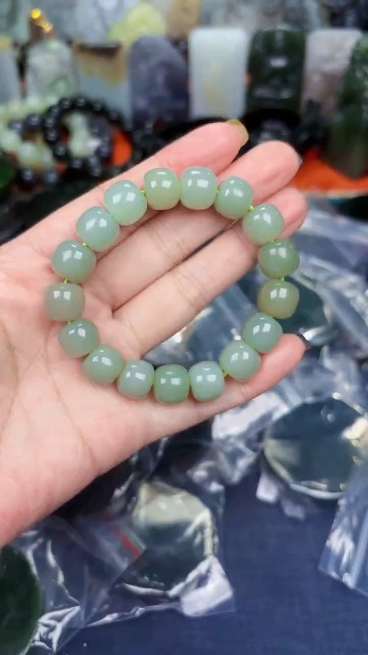 颈饰未镶嵌和田玉和田玉