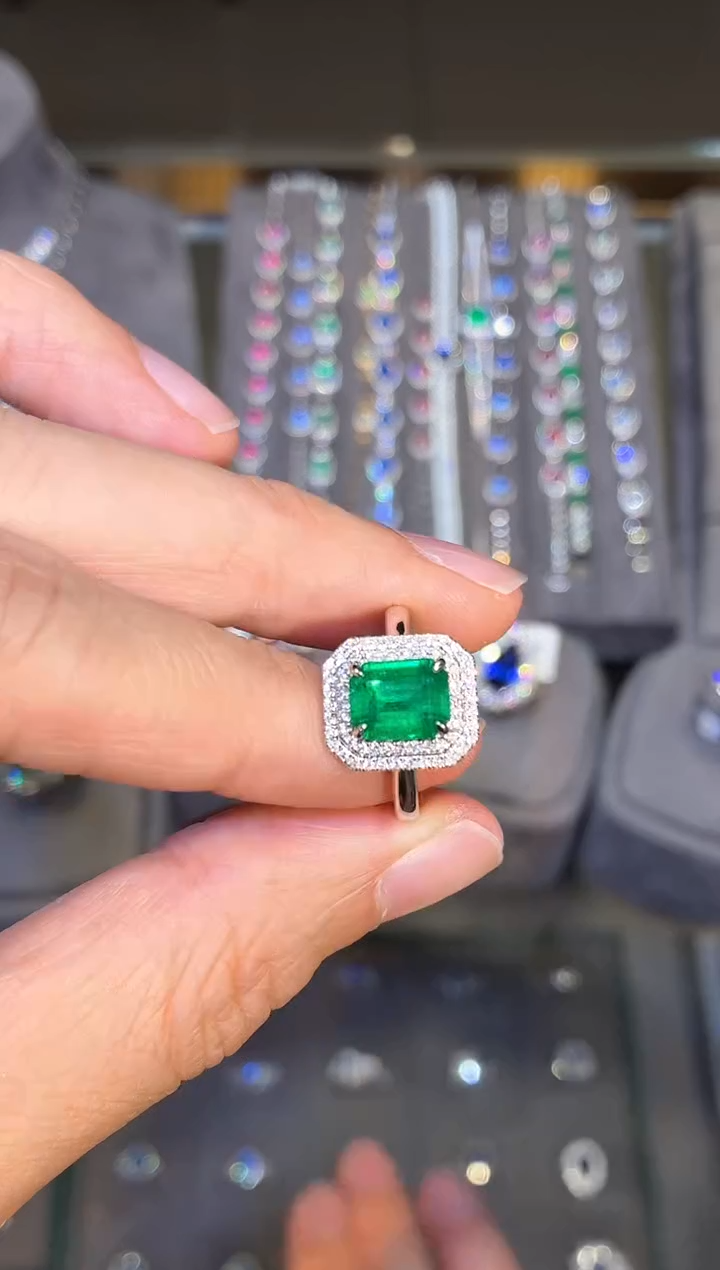 18K金镶嵌戒指祖母绿【闪购】2.17ct/七天鉴赏/沃顿