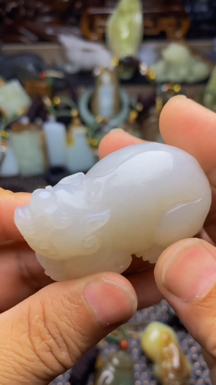 和田玉未镶嵌把件1