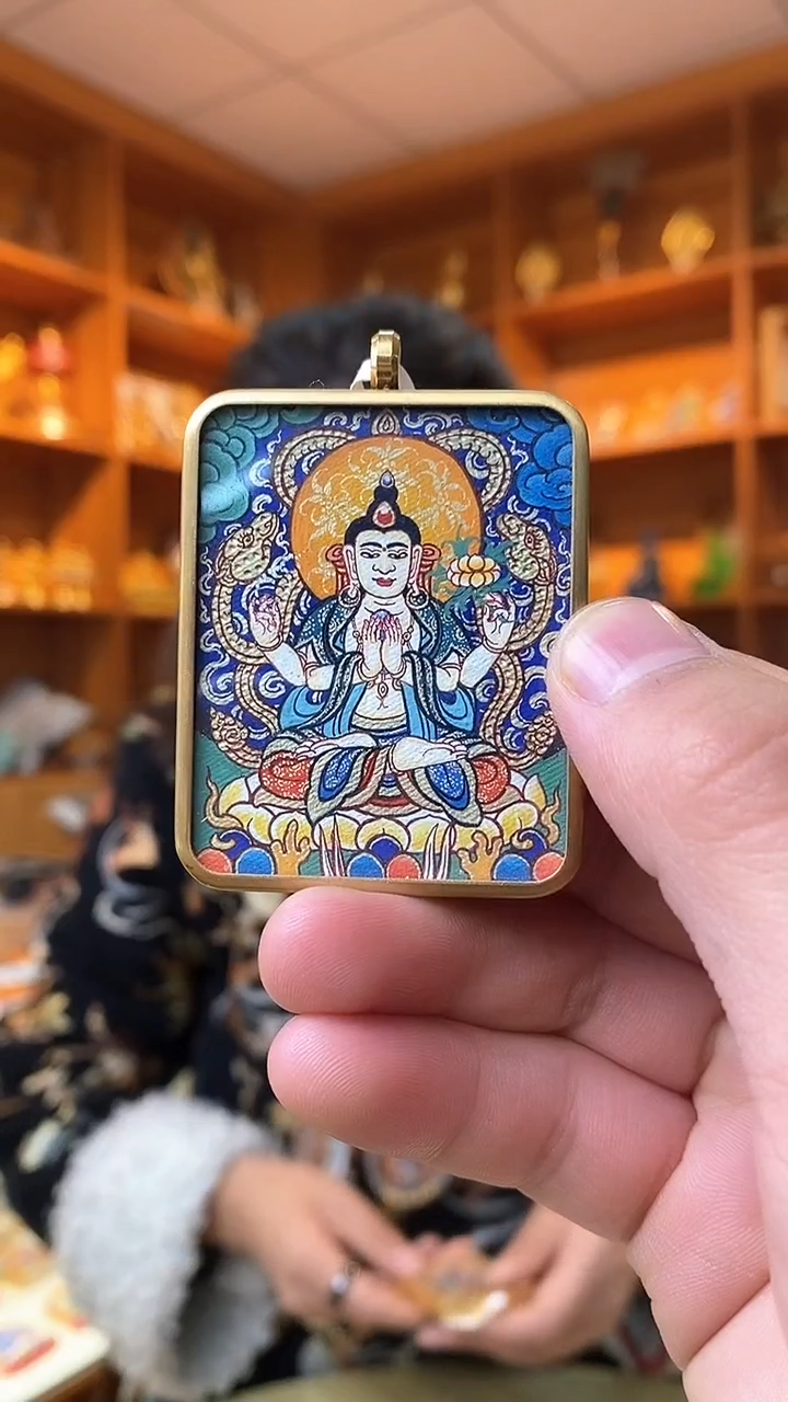 【闪购商品】泥塑四臂观音-与实物略有差异介意者慎拍