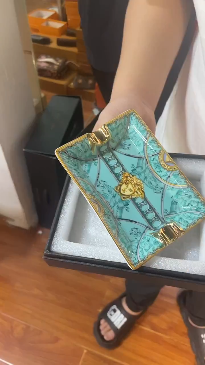 杯鸿辉家品牌瓷器，京东包邮！