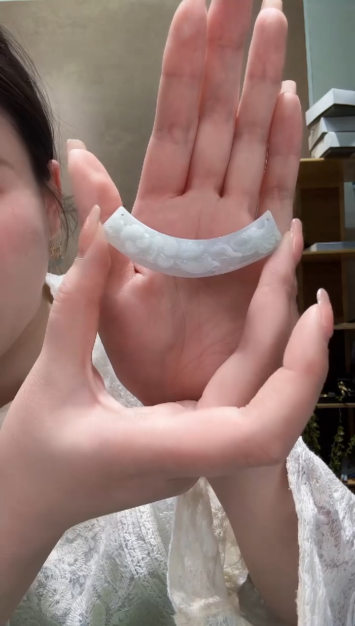 【闪购商品】翡翠未镶嵌颈饰吊坠