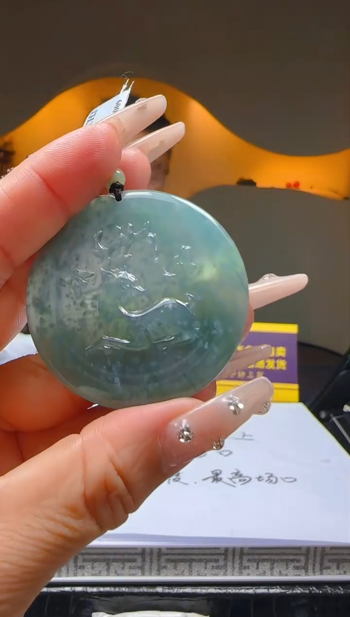 【闪购商品】定制翡翠未镶嵌Q03191翡翠毛货