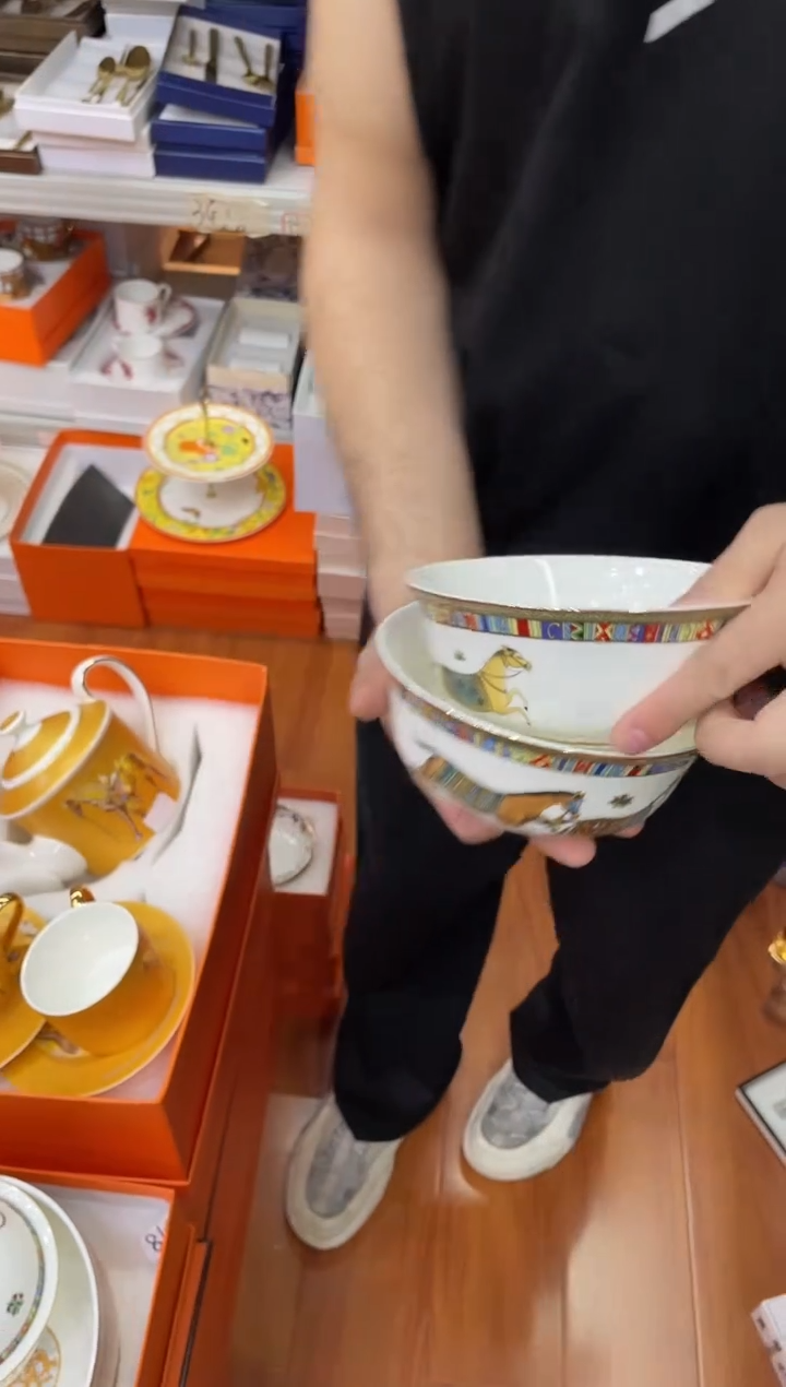 杯鸿辉家品牌瓷器，京东包邮！