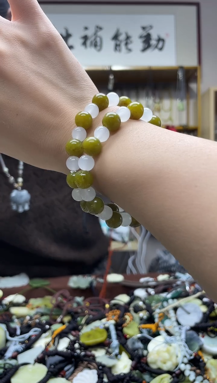 未镶嵌岫玉吊坠`多样性发货拍一发一