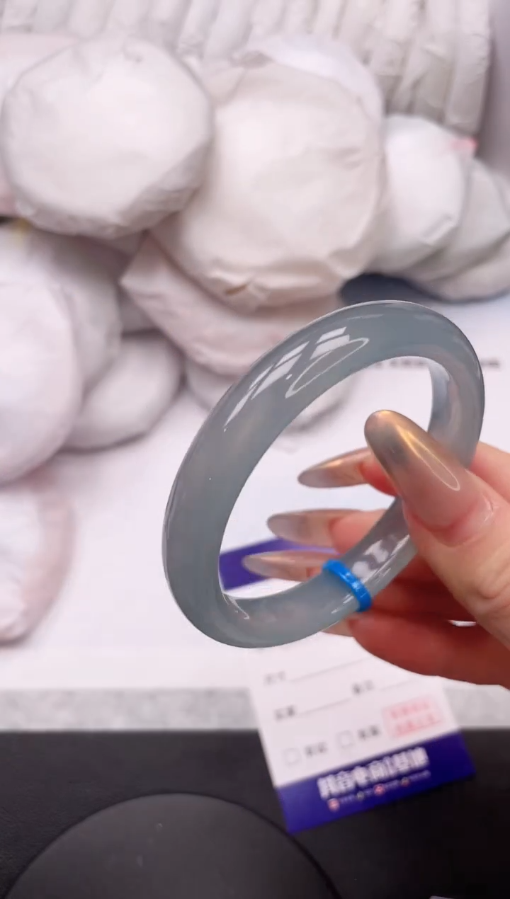 【闪购商品】石英质玉手镯未镶嵌15K458-55