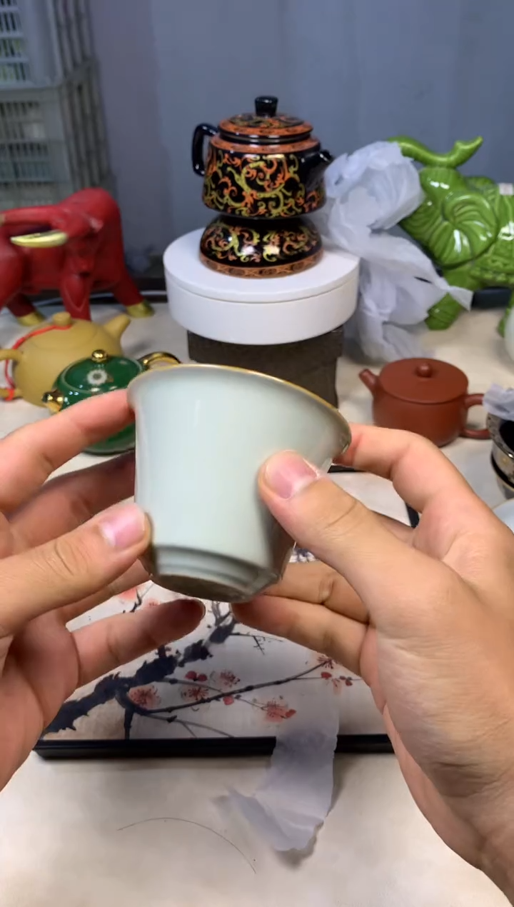 茶壶、盖碗、主人杯、客杯（轻轻微瑕介意勿拍