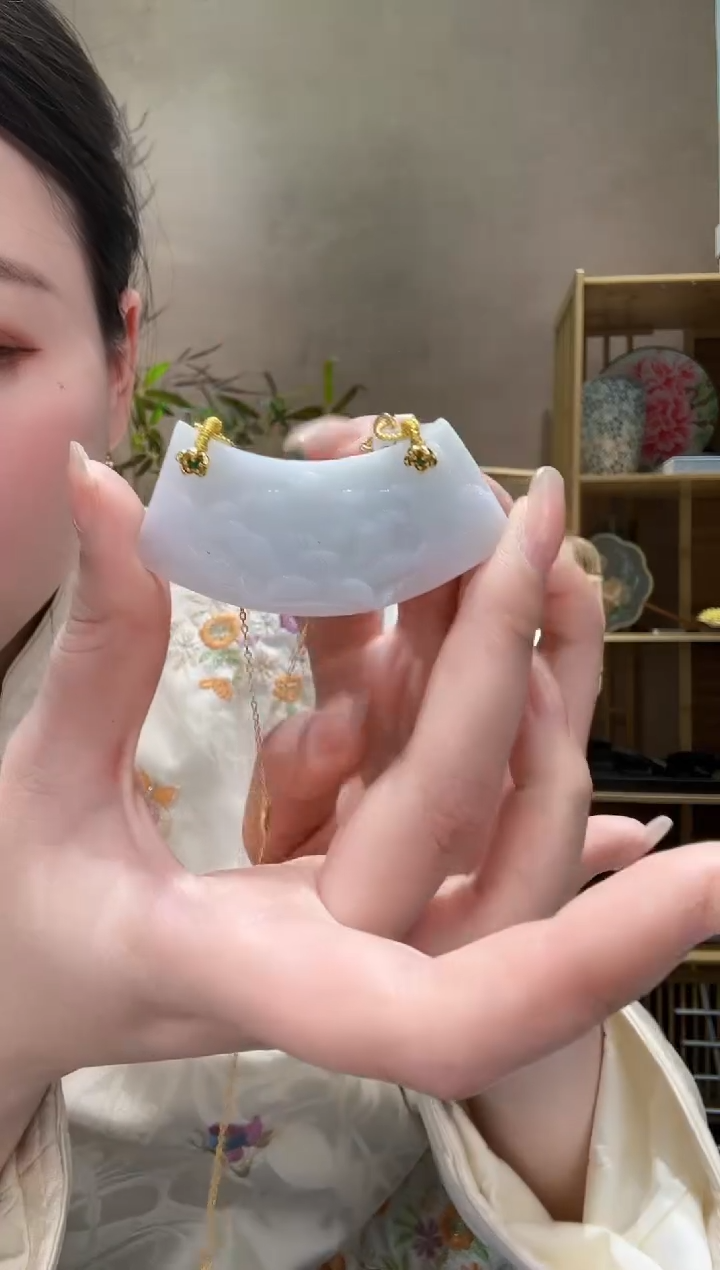 【闪购商品】翡翠颈饰未镶嵌吊坠