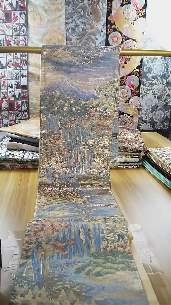 【闪购商品】织绣织锦105山峰瀑布