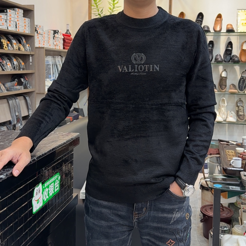 【大公道实体】新款冬季时尚休闲百搭男士修身加厚天鹅绒毛衣7909