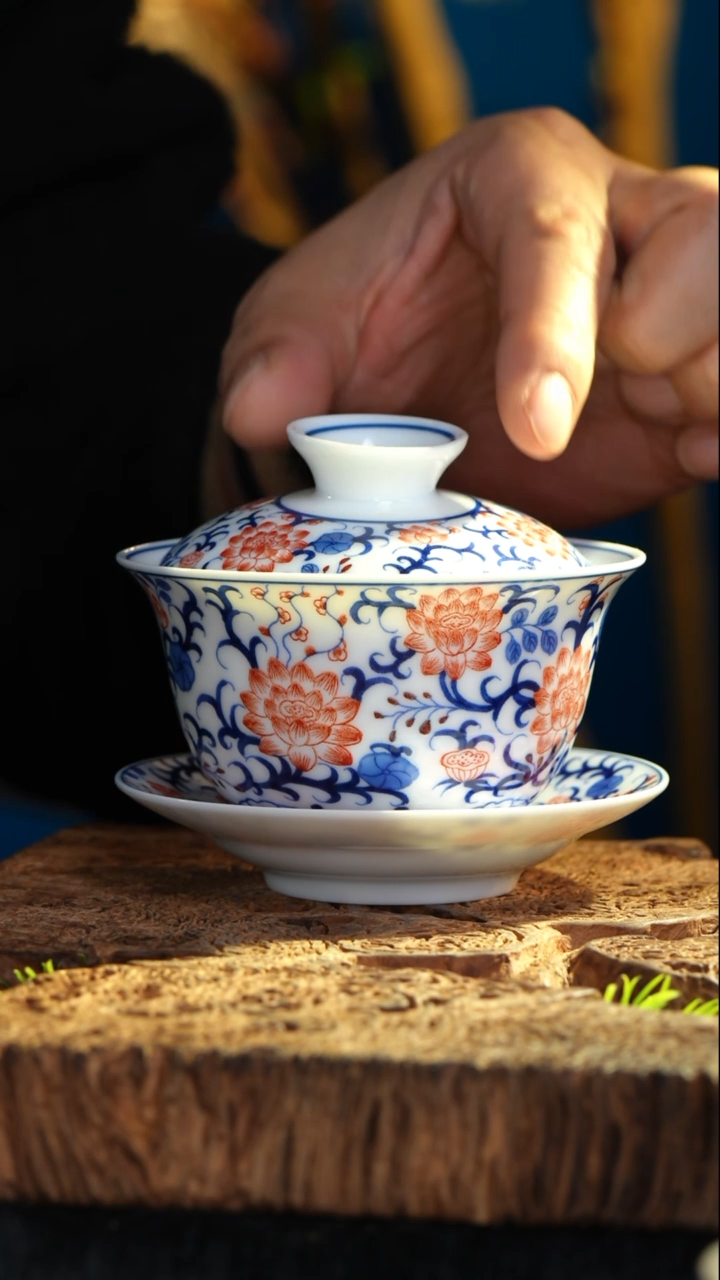 【闪购商品】已开价【1180】一露莲升3.8盖碗