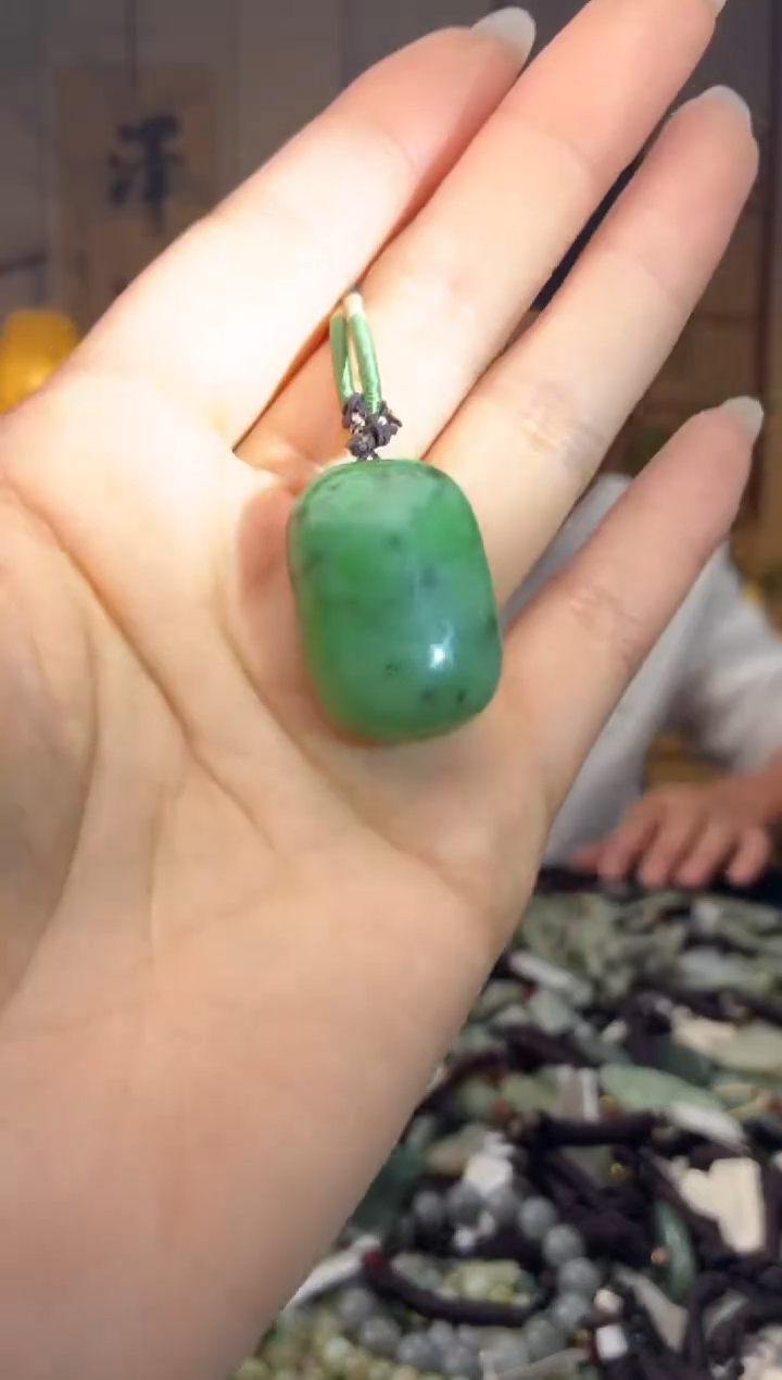 颈饰未镶嵌和田玉多样性发货，拍一发一