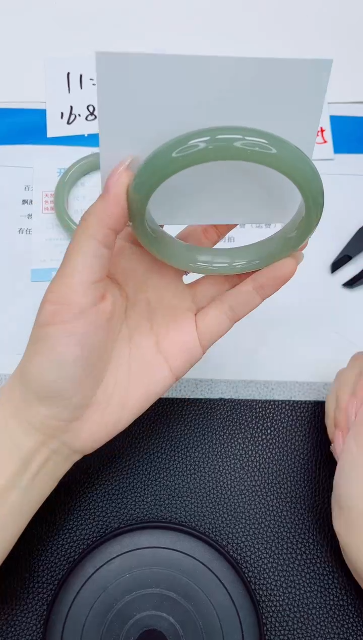 石英质玉手镯未镶嵌a24-62.4