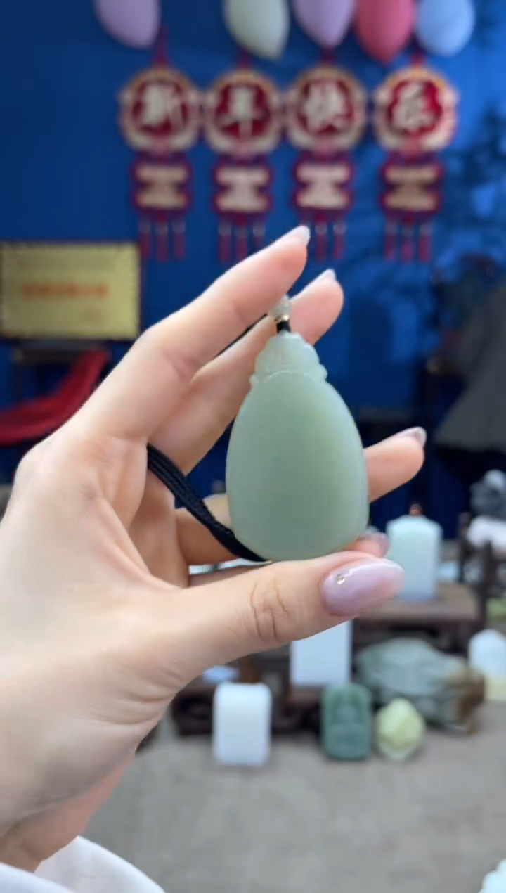 【闪购商品】和田玉颈饰未镶嵌1