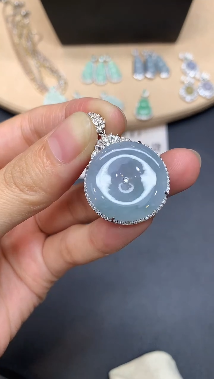 【闪购商品】翡翠吊坠(不含链)银S925镶嵌平安扣【多样性发其一】