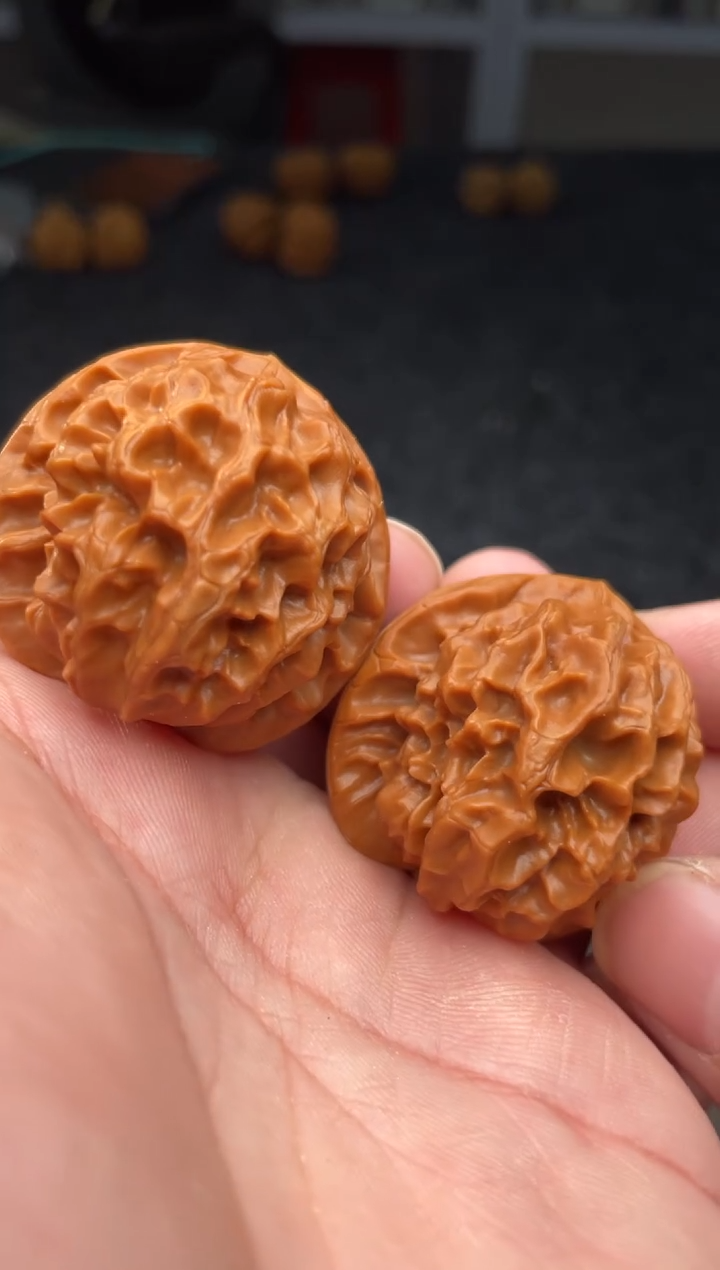 把件文玩核桃B 205号 39尺龙鳞