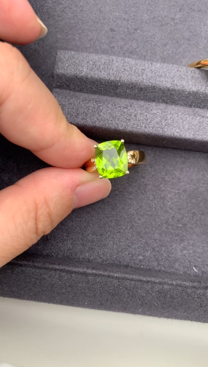 18K金镶嵌戒指橄榄石3.8ct橄榄石 GE 定制