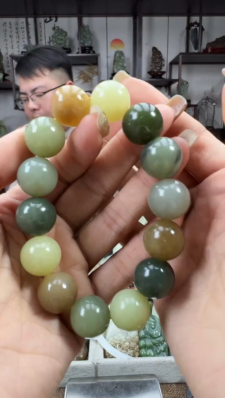 未镶嵌和田玉把件1