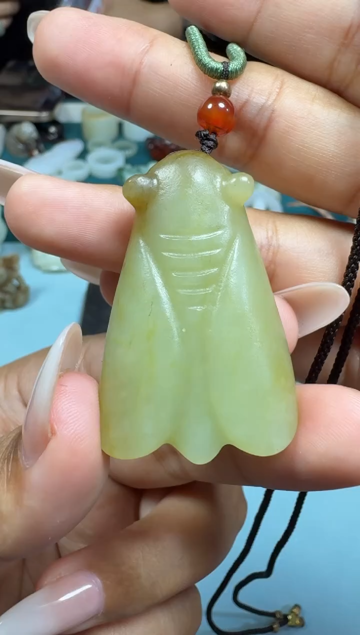 和田玉未镶嵌颈饰1