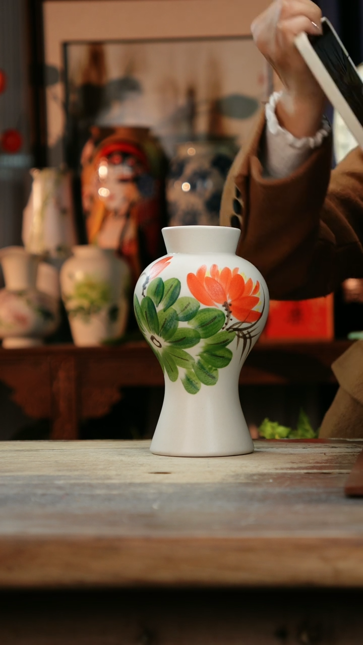 【闪购商品】瓷片景德镇纯手工釉下彩精品花瓶