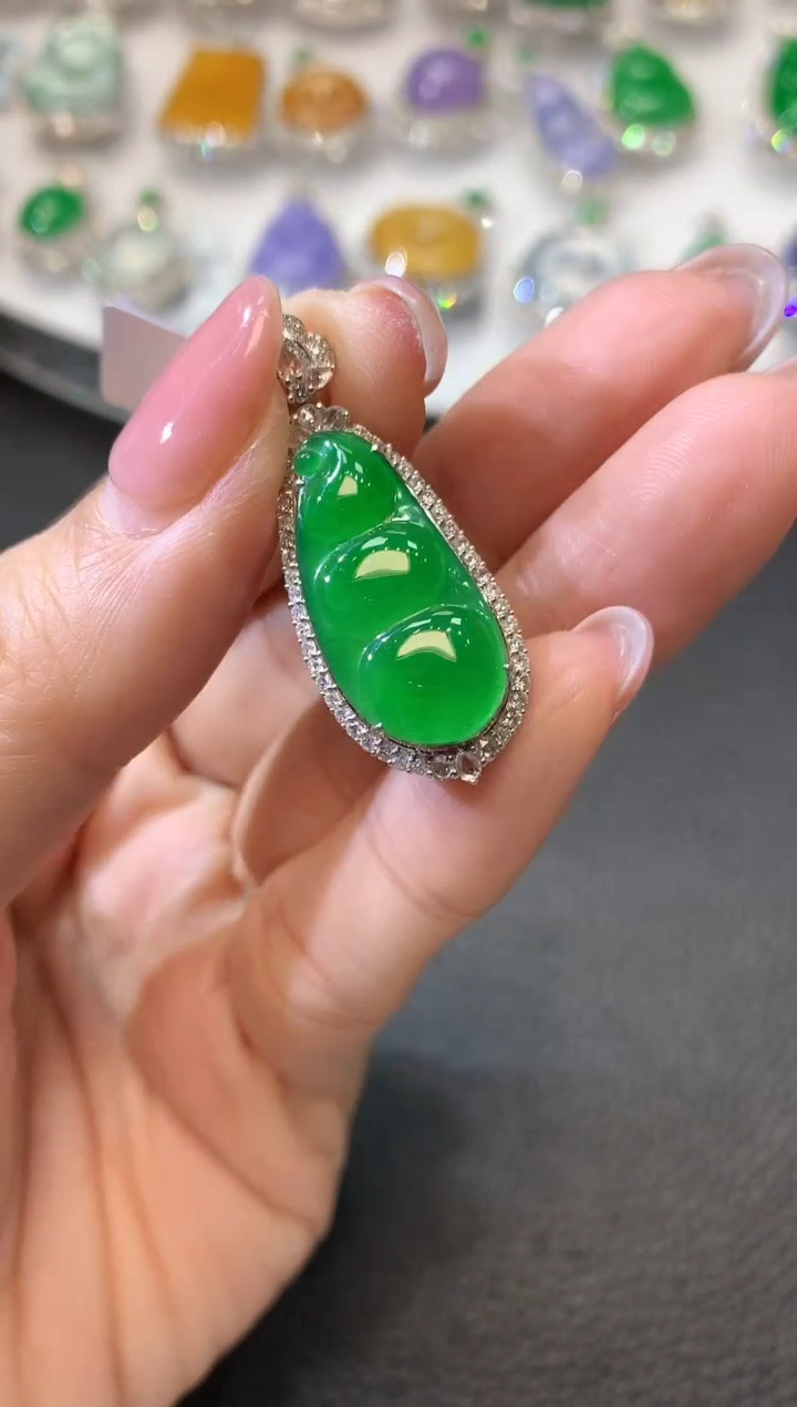 【闪购商品】翡翠吊坠(不含链)18K金镶嵌D20