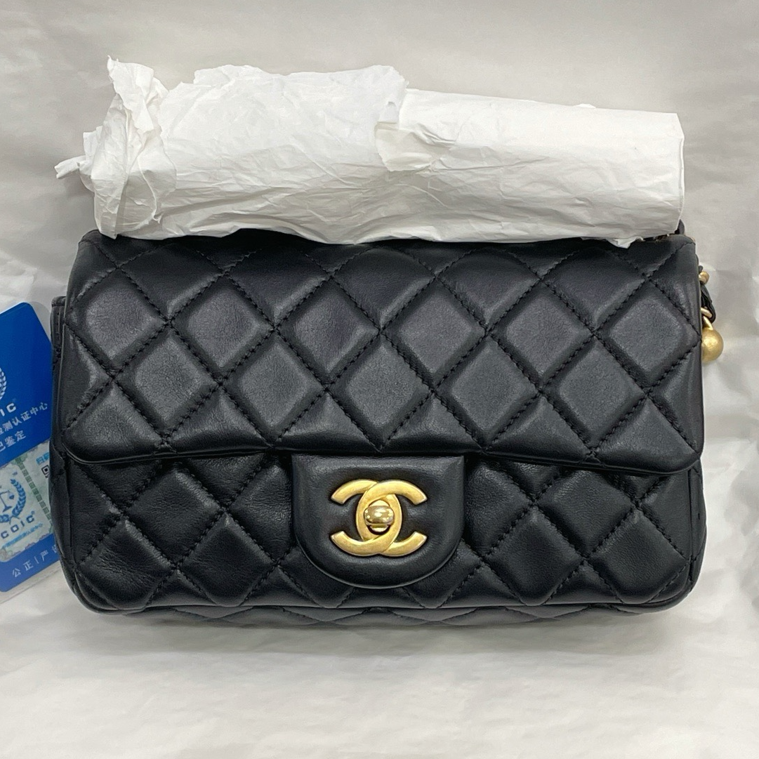 99新 Chanel/香奈儿 黑金金球大mini 单肩斜挎包/7AH38575