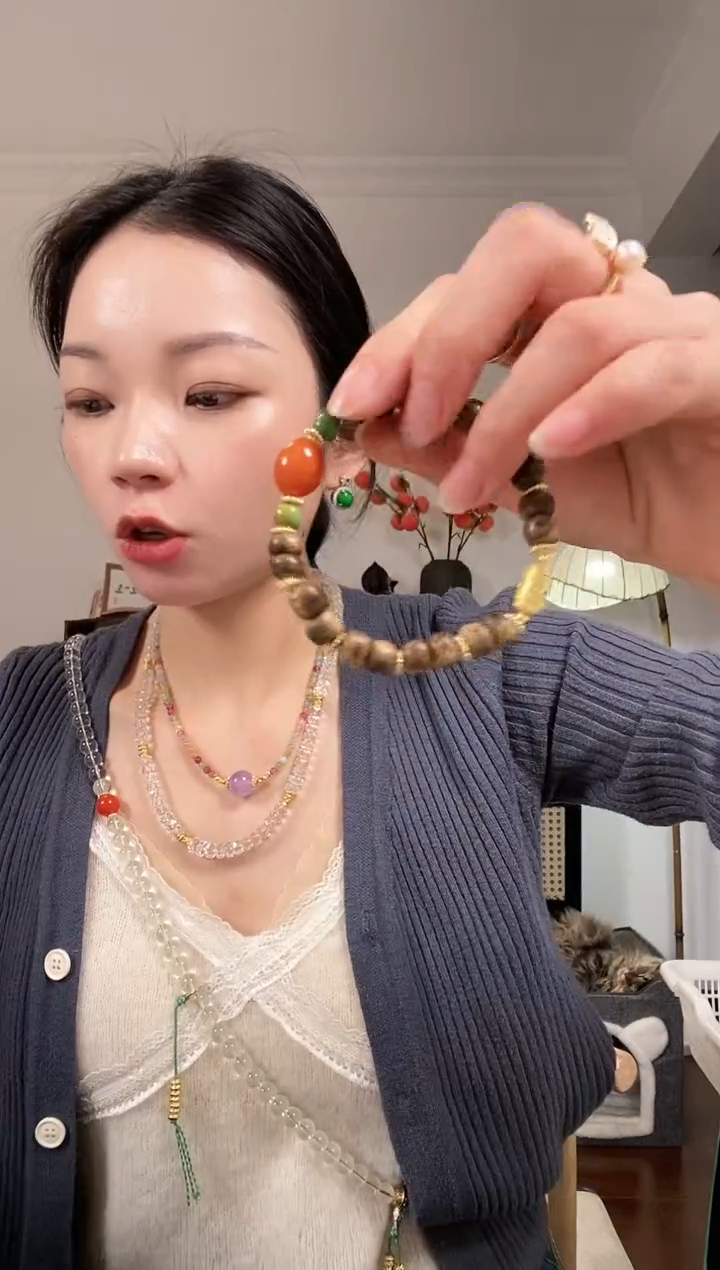 【闪购商品】琥珀颈饰未镶嵌A672AAAAA