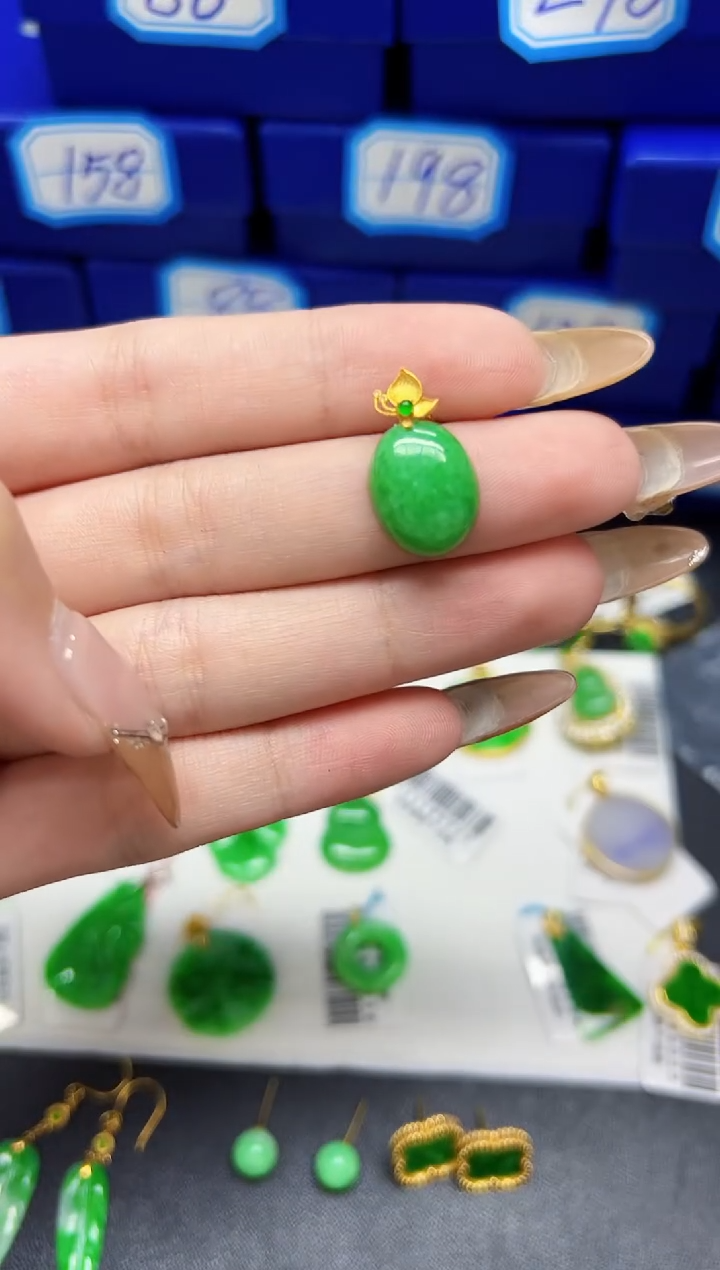 【闪购商品】翡翠颈饰18K金镶嵌Y缅料A货/支持复检/一件