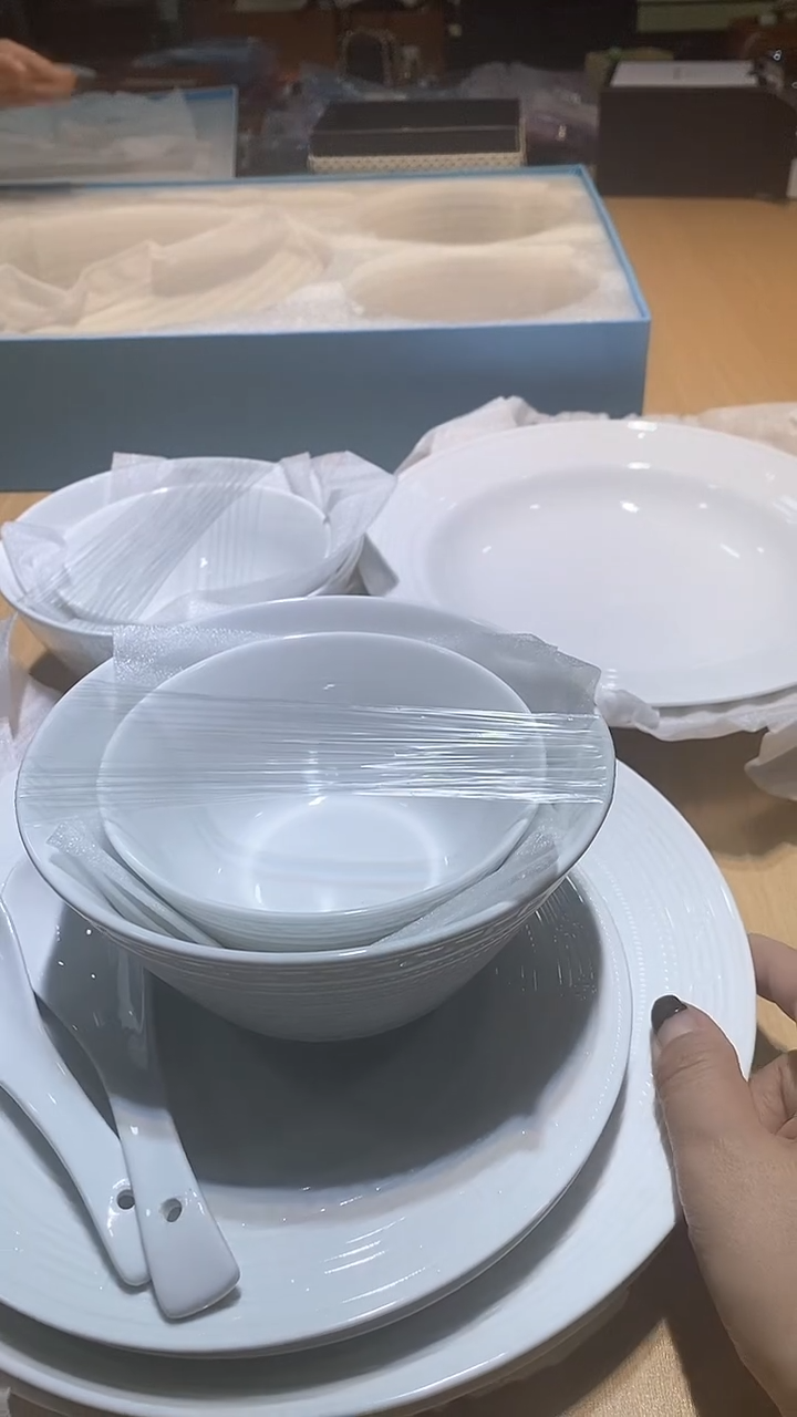 【闪购商品】瓷片锅碗瓢盆一件不剩