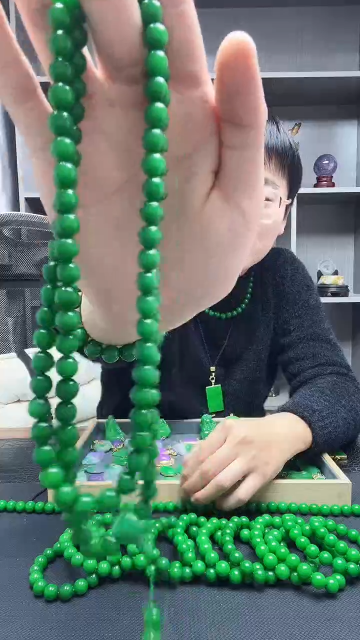 项链未镶嵌翡翠项链