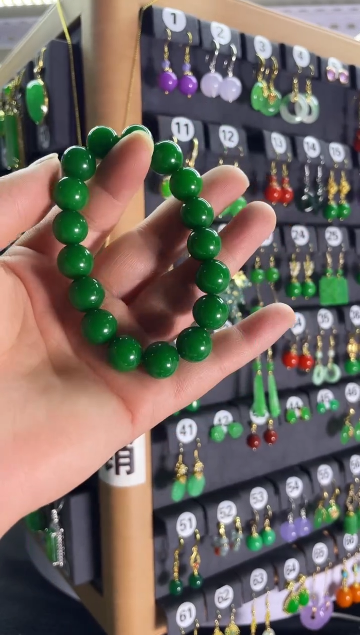 【闪购商品】翡翠耳饰银S925镶嵌绿手串12