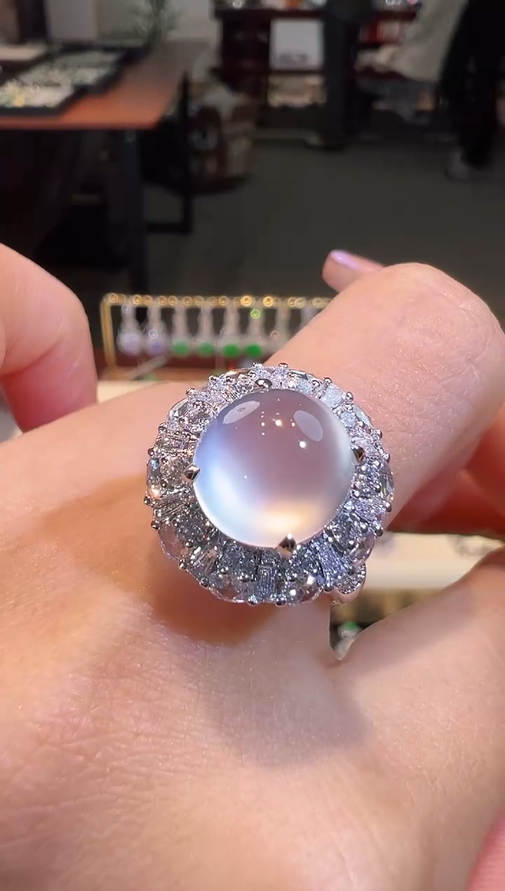 【闪购商品】翡翠戒指18K金镶嵌翡翠