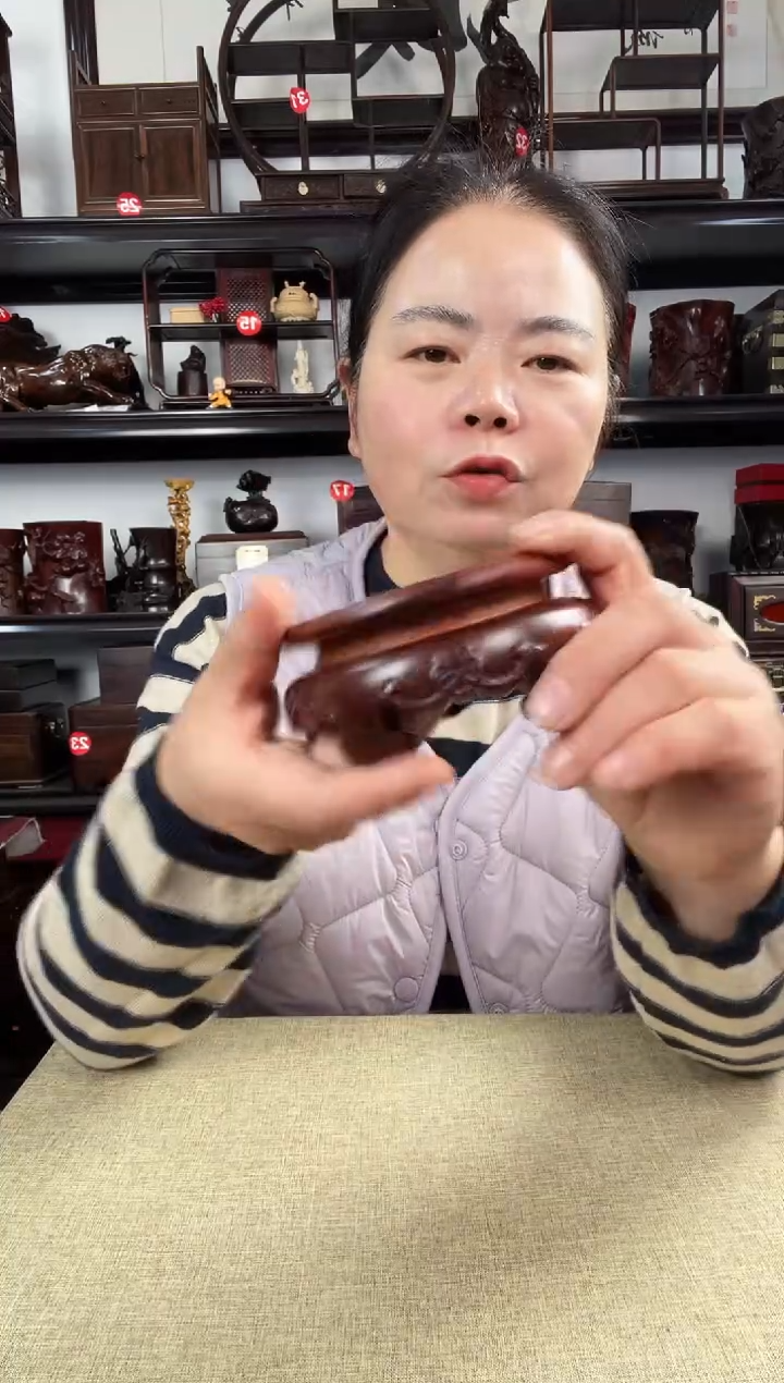 木141瑕疵老李红木工艺品