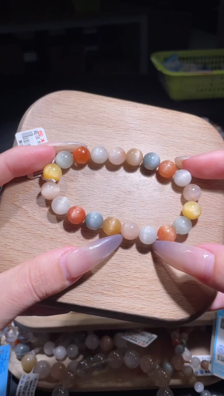 【闪购商品】水晶手链未镶嵌164号多样性发货一O 9+