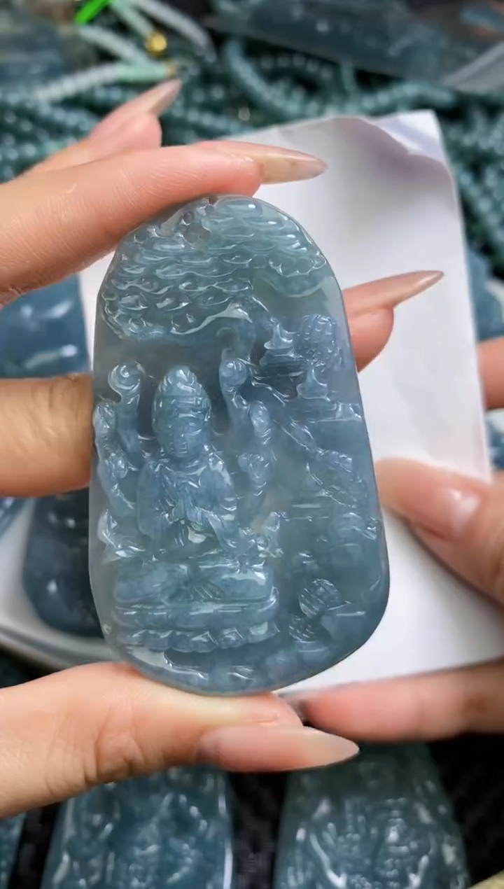 【闪购商品】翡翠颈饰未镶嵌