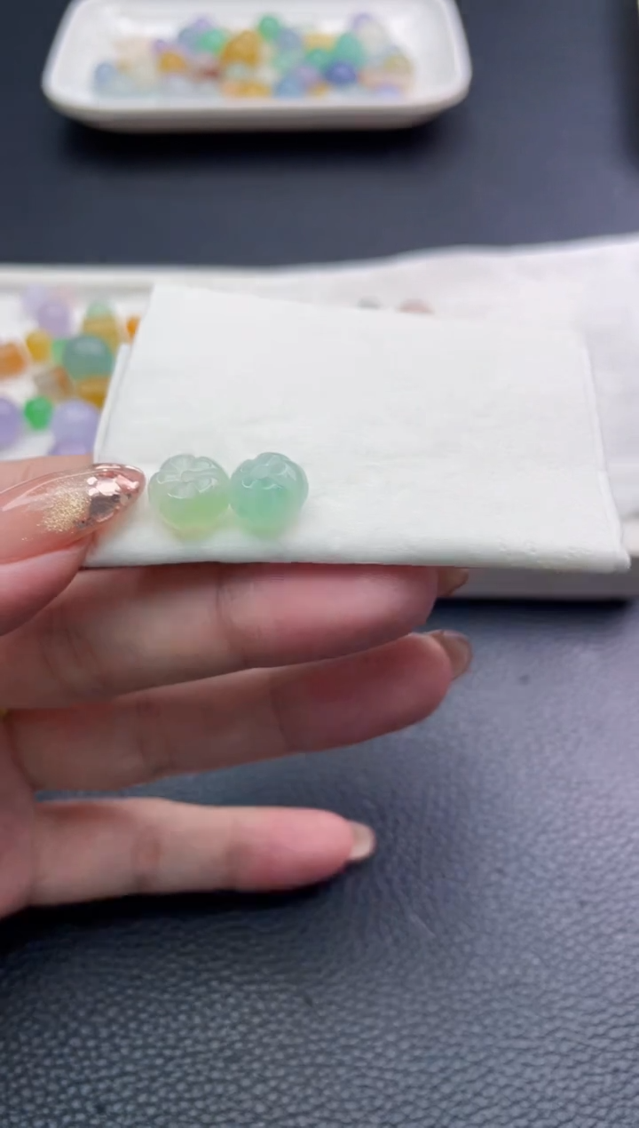 未镶嵌定制翡翠Z*m珠子