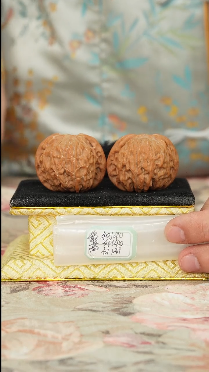 【闪购商品】文玩核桃把件磨盘