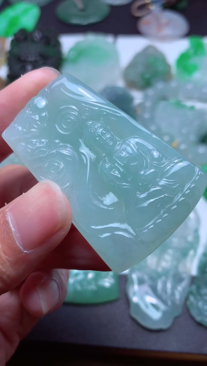 【闪购商品】翡翠颈饰未镶嵌天然翡翠