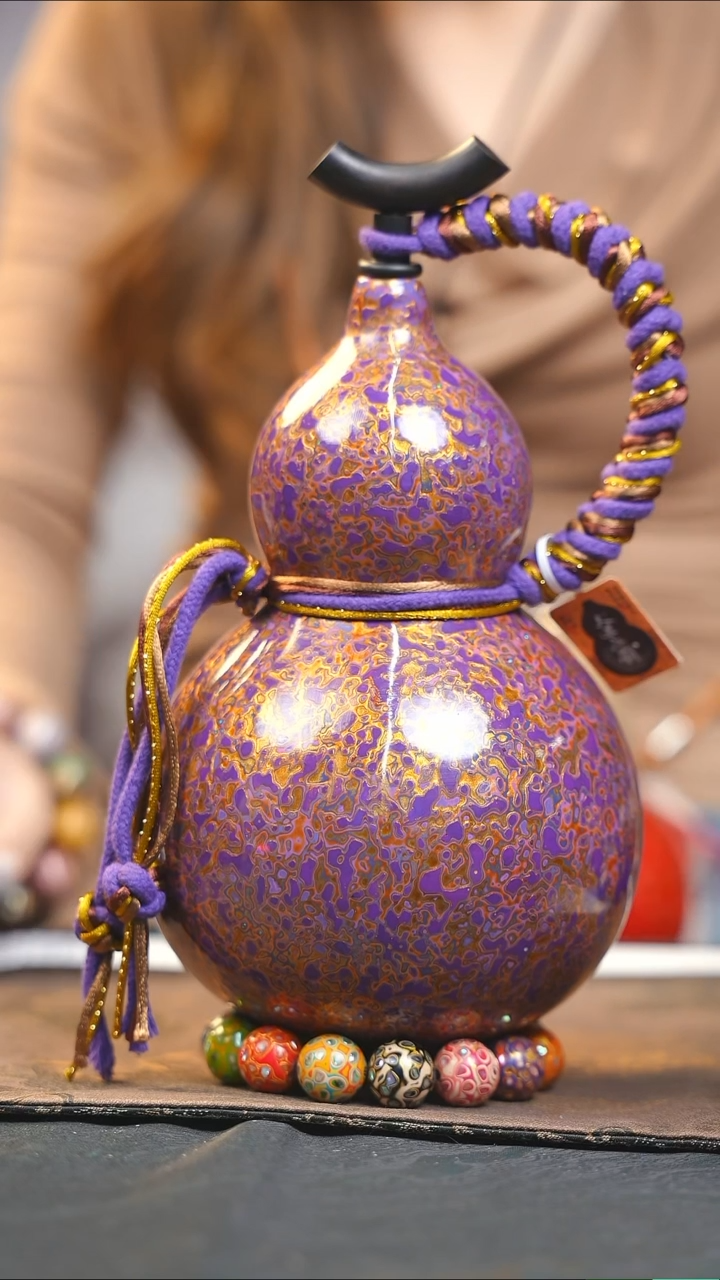 【闪购商品】WD134漆艺酒葫芦不包手串及旋转底座