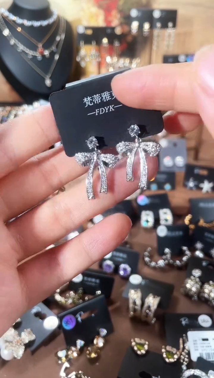合金925银锆石梵698