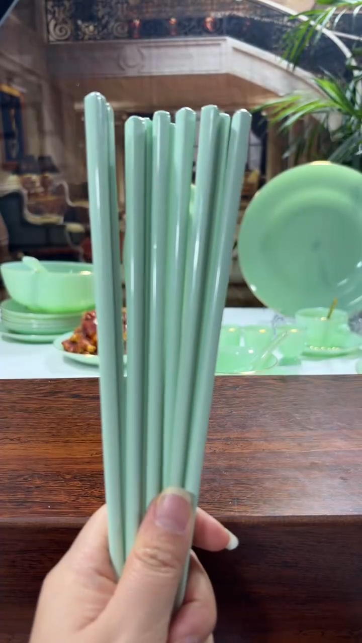 【闪购商品】....  玉瓷筷子10双福利价格