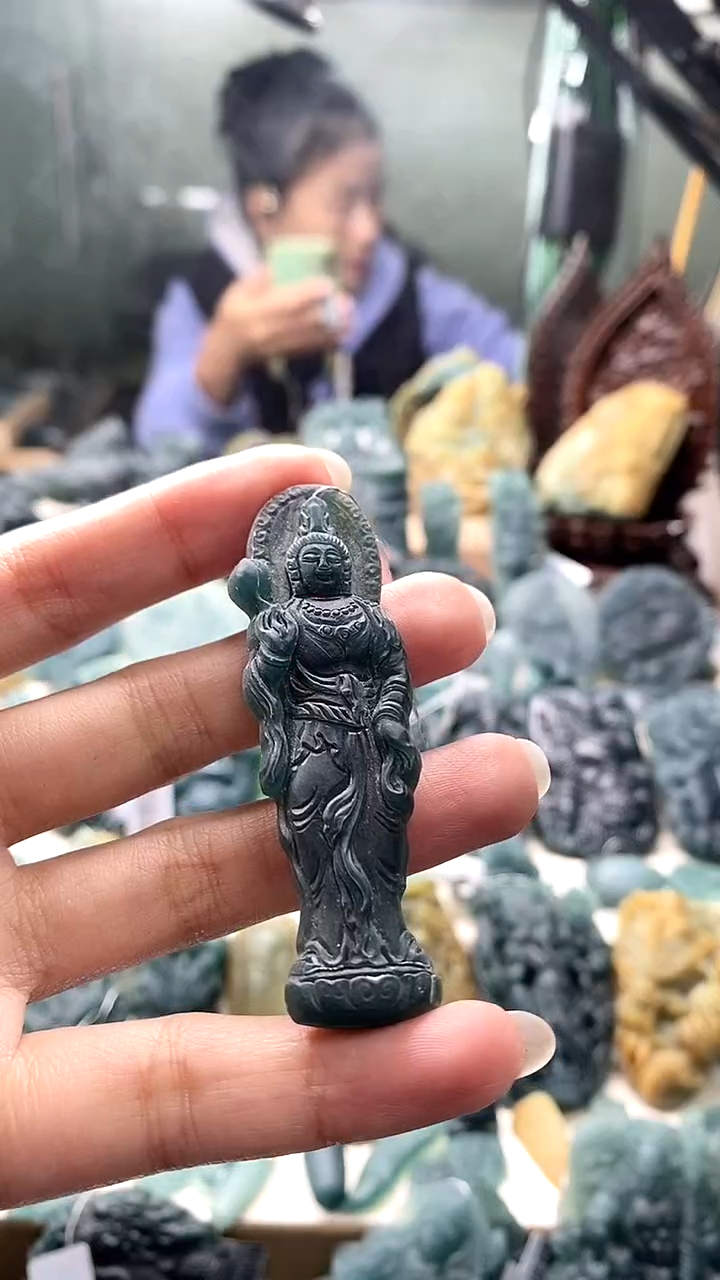 颈饰未镶嵌翡翠翡翠毛货不退不换11.29