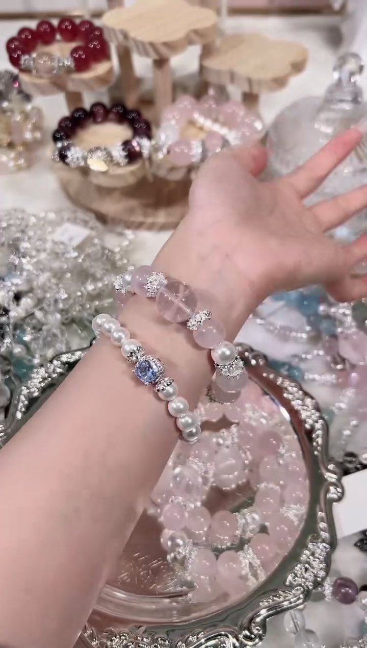 【闪购商品】水晶手链未镶嵌天然水晶默认微瑕 多样性发货发其一