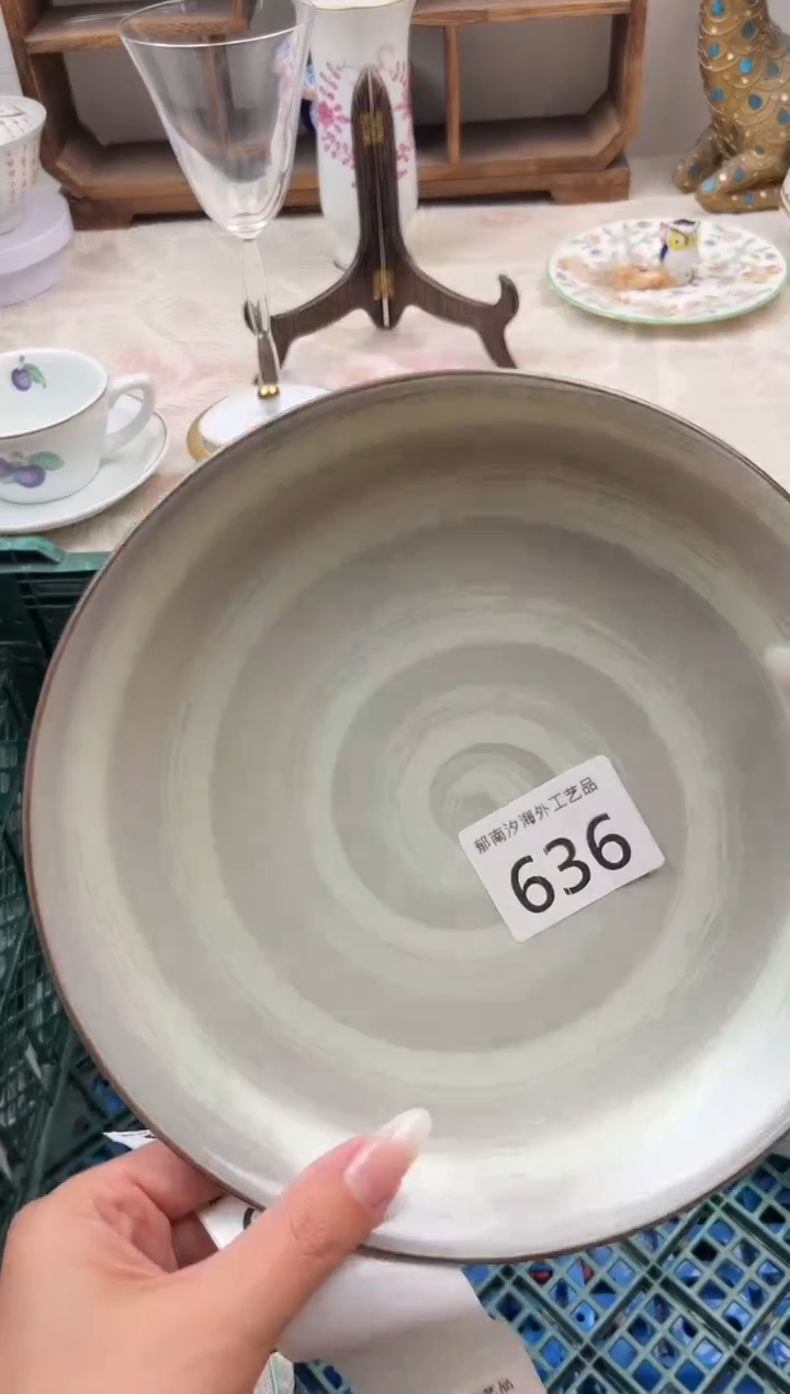 M***儿C          636