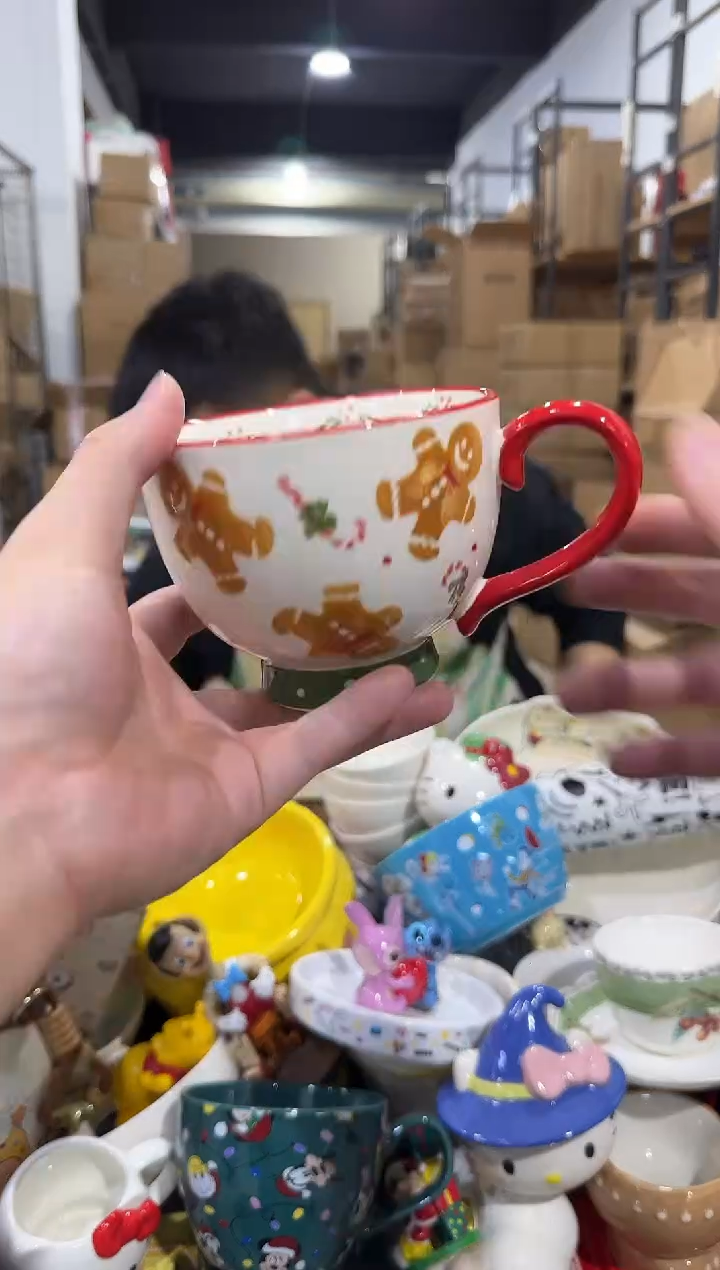 瓷片姜饼人咖啡杯