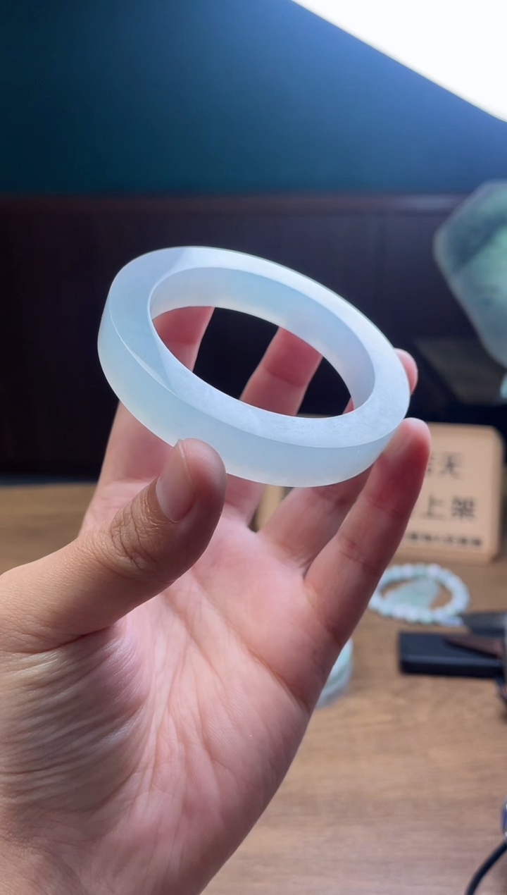 【闪购商品】定制翡翠手镯未镶嵌定制