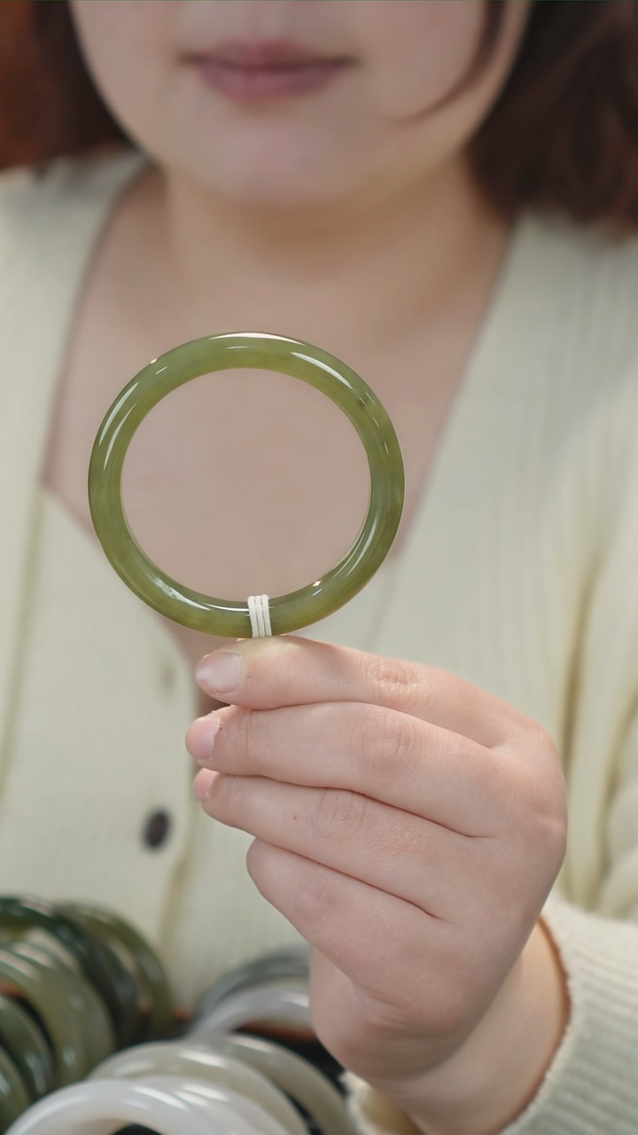 【闪购商品】和田玉手镯未镶嵌1【柚子来啦】和田玉拍一发一