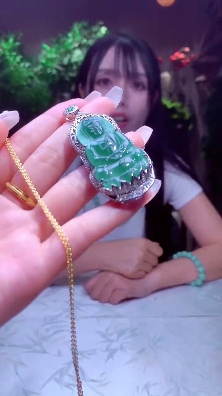 翡翠未镶嵌颈饰天然翡翠(拍一发二）
