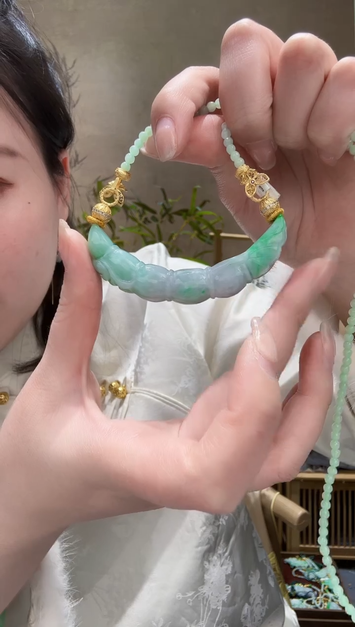 【闪购商品】翡翠颈饰未镶嵌吊坠