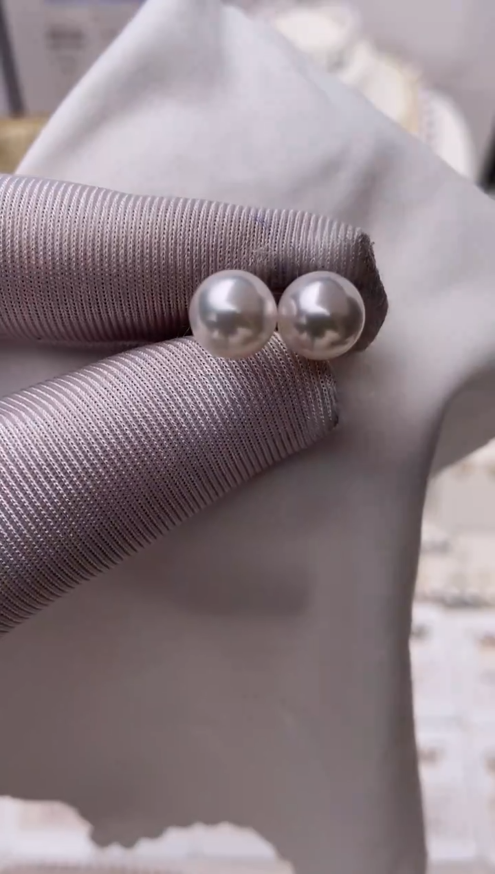 18K金镶嵌耳饰海水珍珠特选福利不退不换8-8.5mm